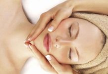 Massaggi viso fai da te, per una pelle più giovane Massaggi viso