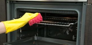 Pulire il forno in modo naturale e sicuro Pulire il forno